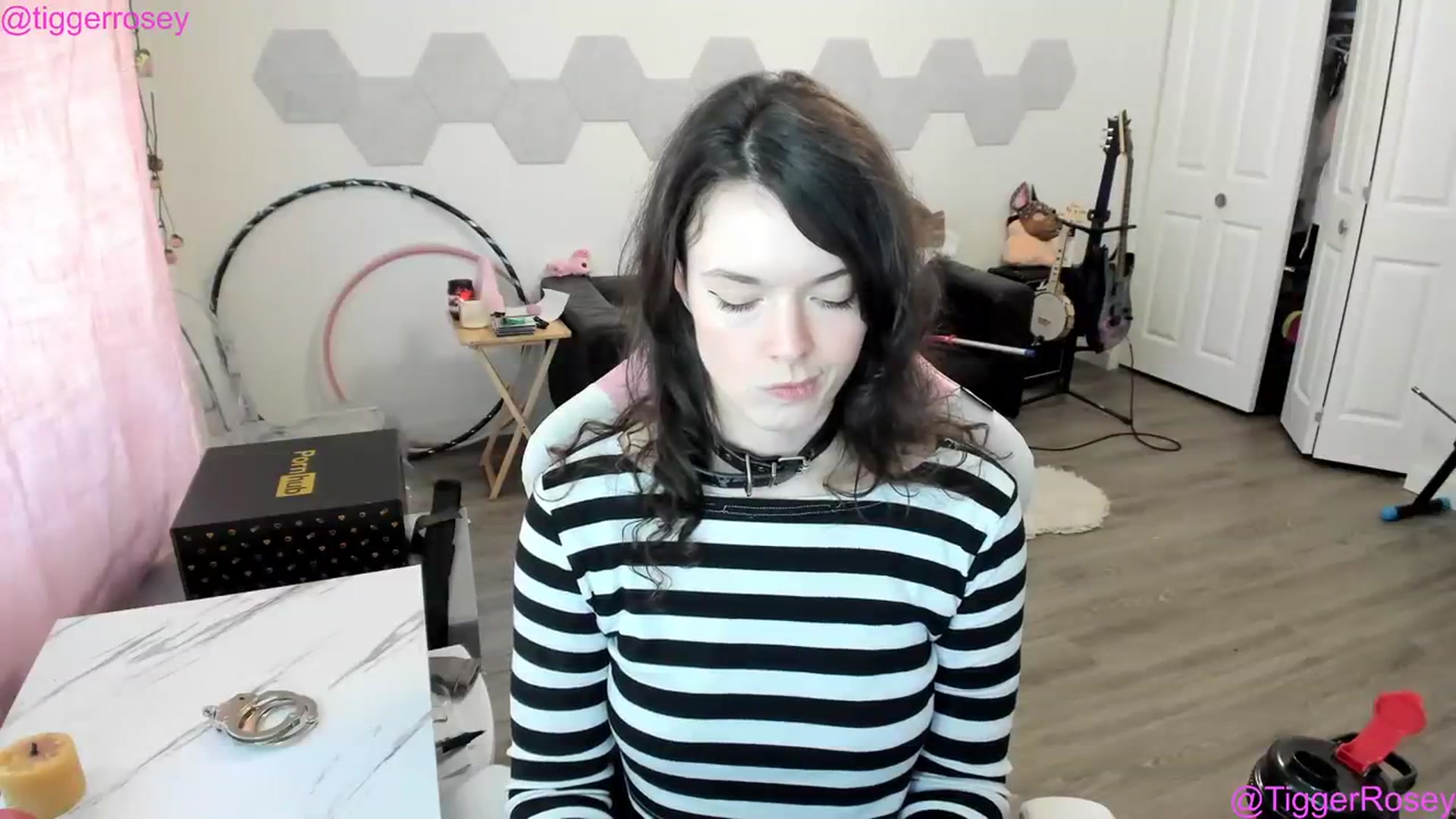 Gallery image thumbnail from TiggerRosey's myfreecams stream on, 08/15/2023, 21:22 image 15 of 20