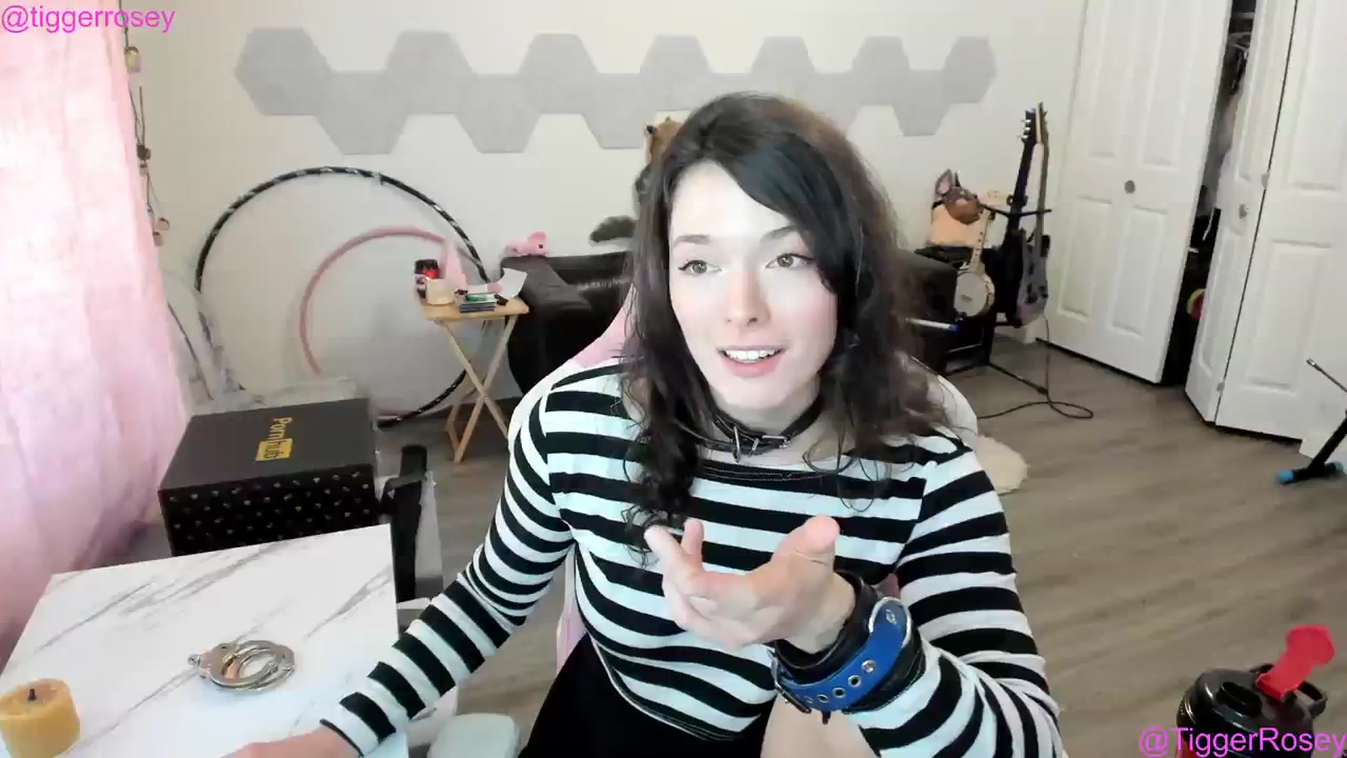 Gallery image thumbnail from TiggerRosey's myfreecams stream on, 08/15/2023, 21:22 image 7 of 20