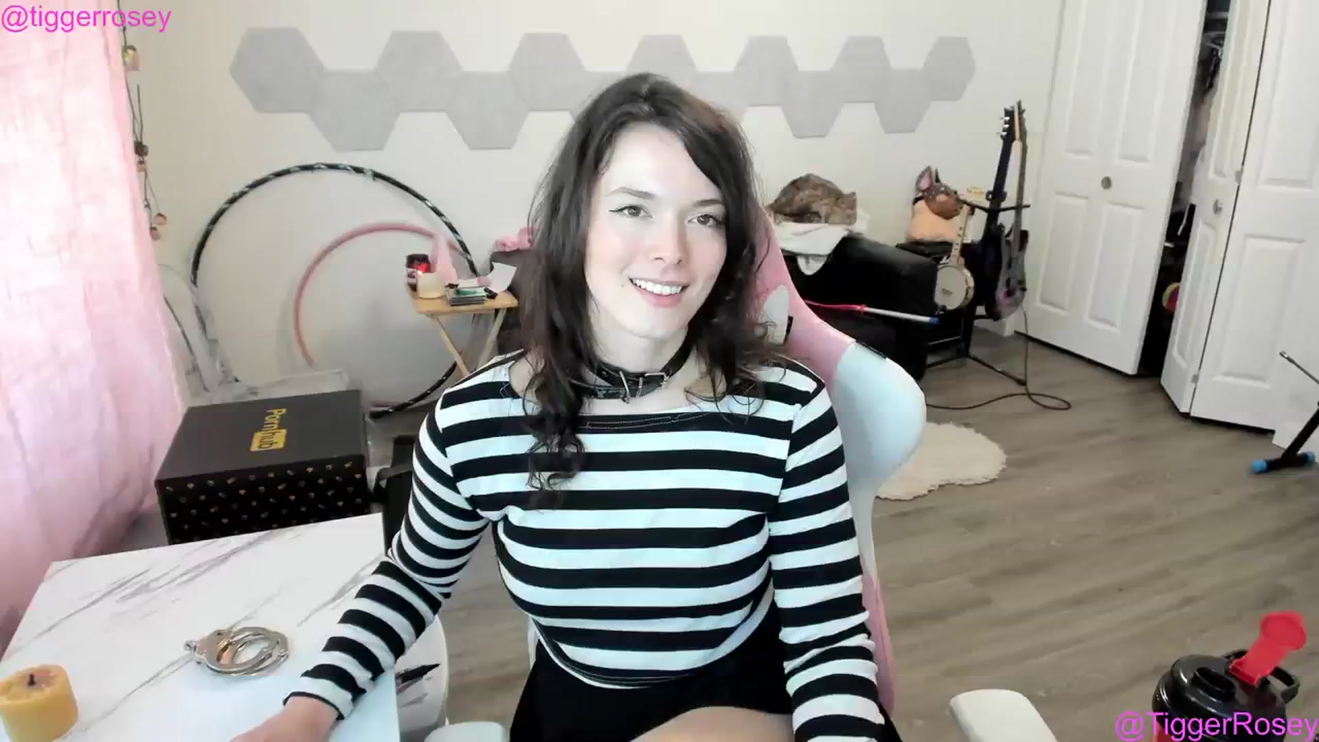 Gallery image thumbnail from TiggerRosey's myfreecams stream on, 08/15/2023, 21:22 image 8 of 20