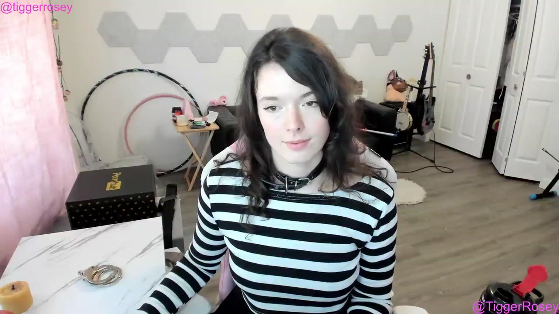 Gallery image thumbnail from TiggerRosey's myfreecams stream on, 08/15/2023, 21:22 image 16 of 20