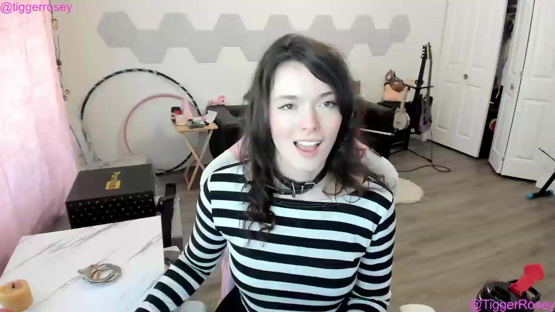 Gallery image thumbnail from TiggerRosey's myfreecams stream on, 08/15/2023, 21:22 image 11 of 20