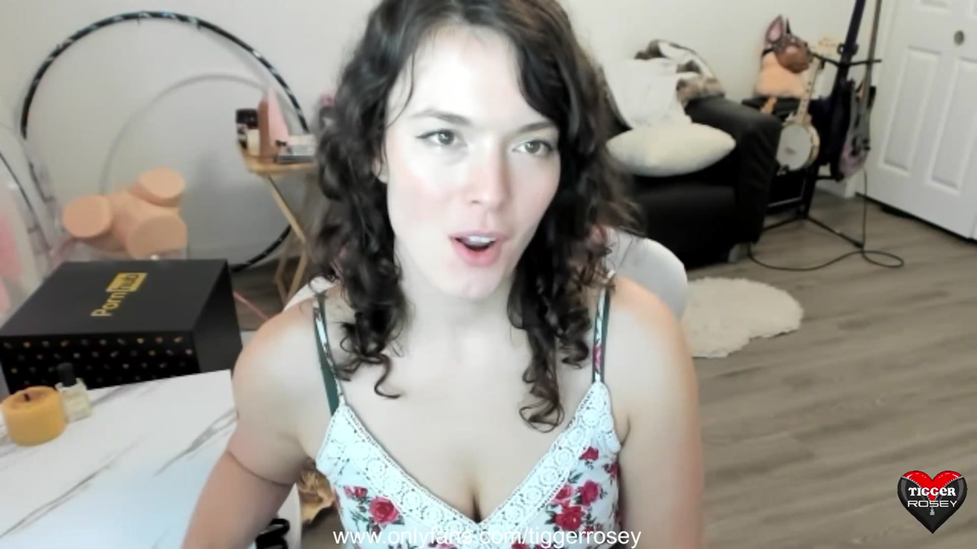 Gallery image thumbnail from TiggerRosey's myfreecams stream on, 08/25/2023, 22:52 image 13 of 20