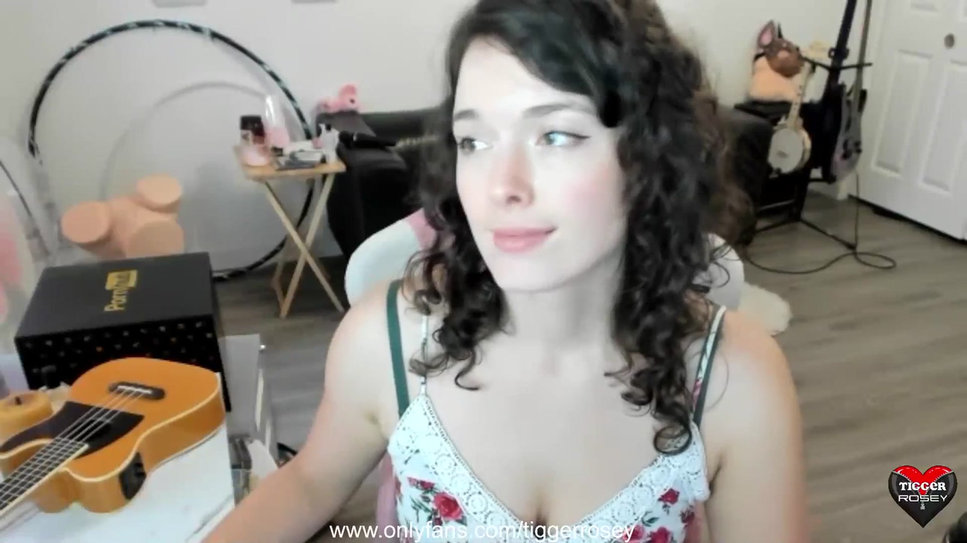Gallery image thumbnail from TiggerRosey's myfreecams stream on, 08/26/2023, 24:55 image 2 of 20