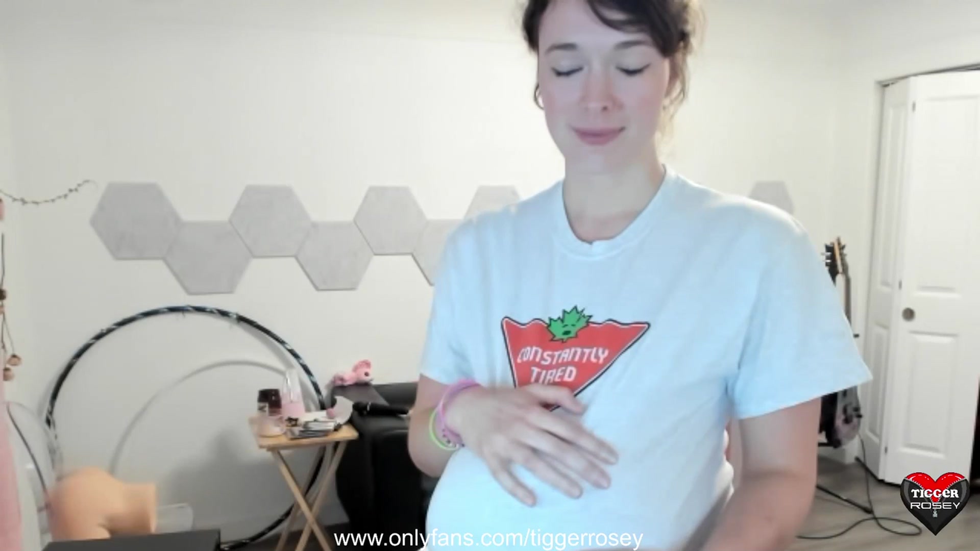 Gallery image thumbnail from TiggerRosey's myfreecams stream on, 08/28/2023, 03:15 image 14 of 20