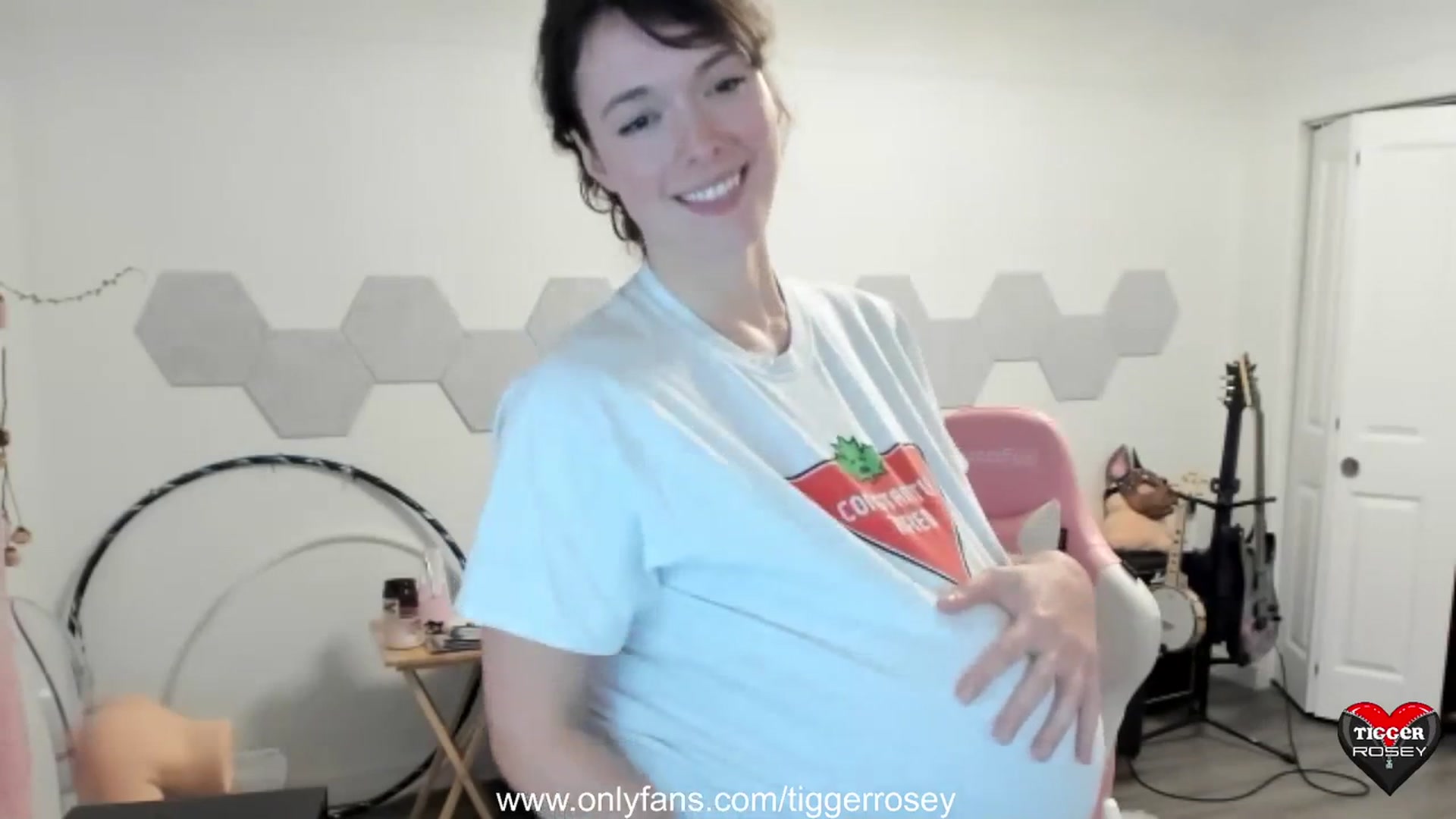 Gallery image thumbnail from TiggerRosey's myfreecams stream on, 08/28/2023, 03:15 image 15 of 20