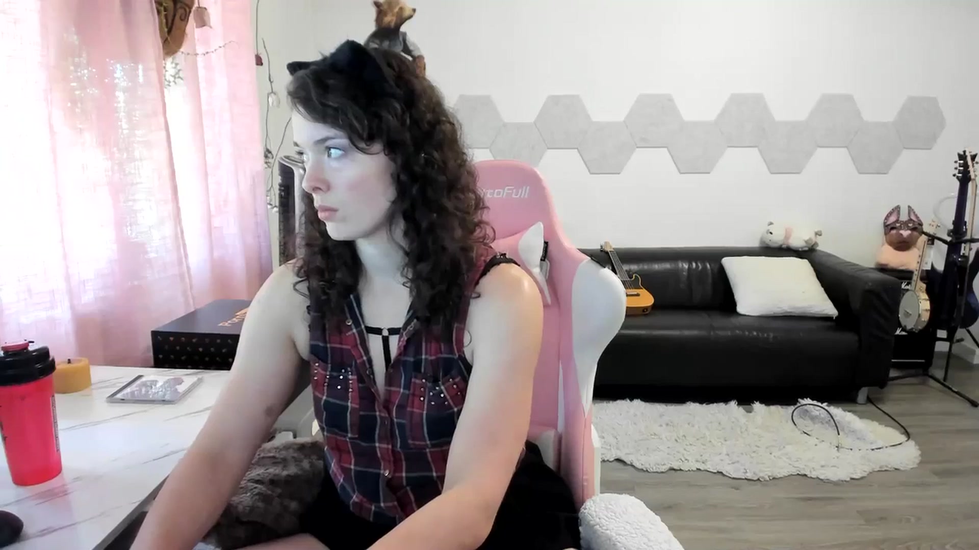 Gallery image thumbnail from TiggerRosey's myfreecams stream on, 09/08/2023, 21:37 image 5 of 20
