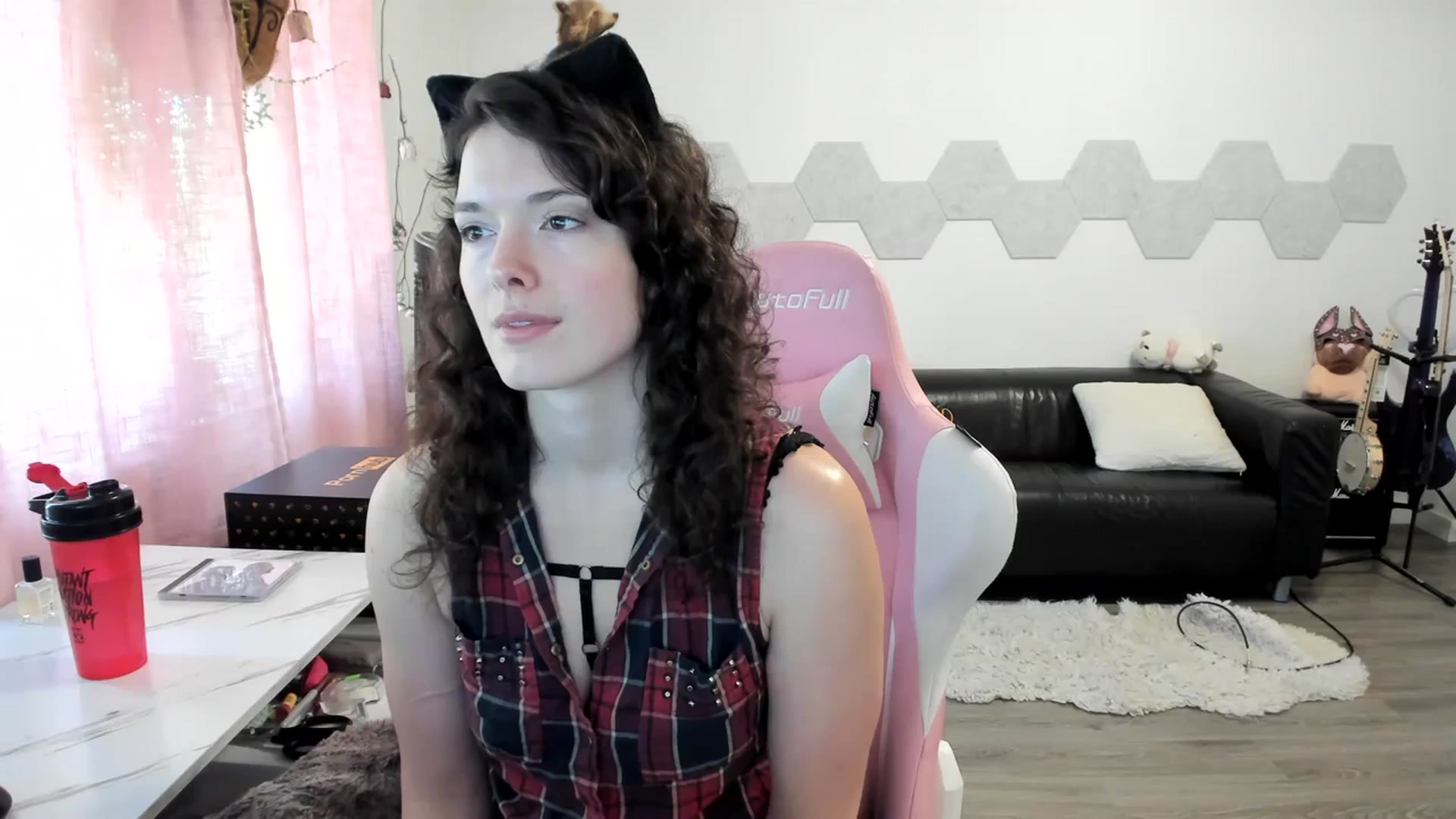 Gallery image thumbnail from TiggerRosey's myfreecams stream on, 09/08/2023, 21:37 image 9 of 20