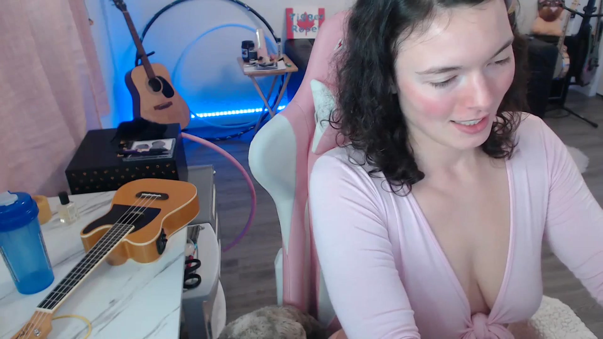 Gallery image thumbnail from TiggerRosey's myfreecams stream on, 10/07/2023, 03:58 image 13 of 20
