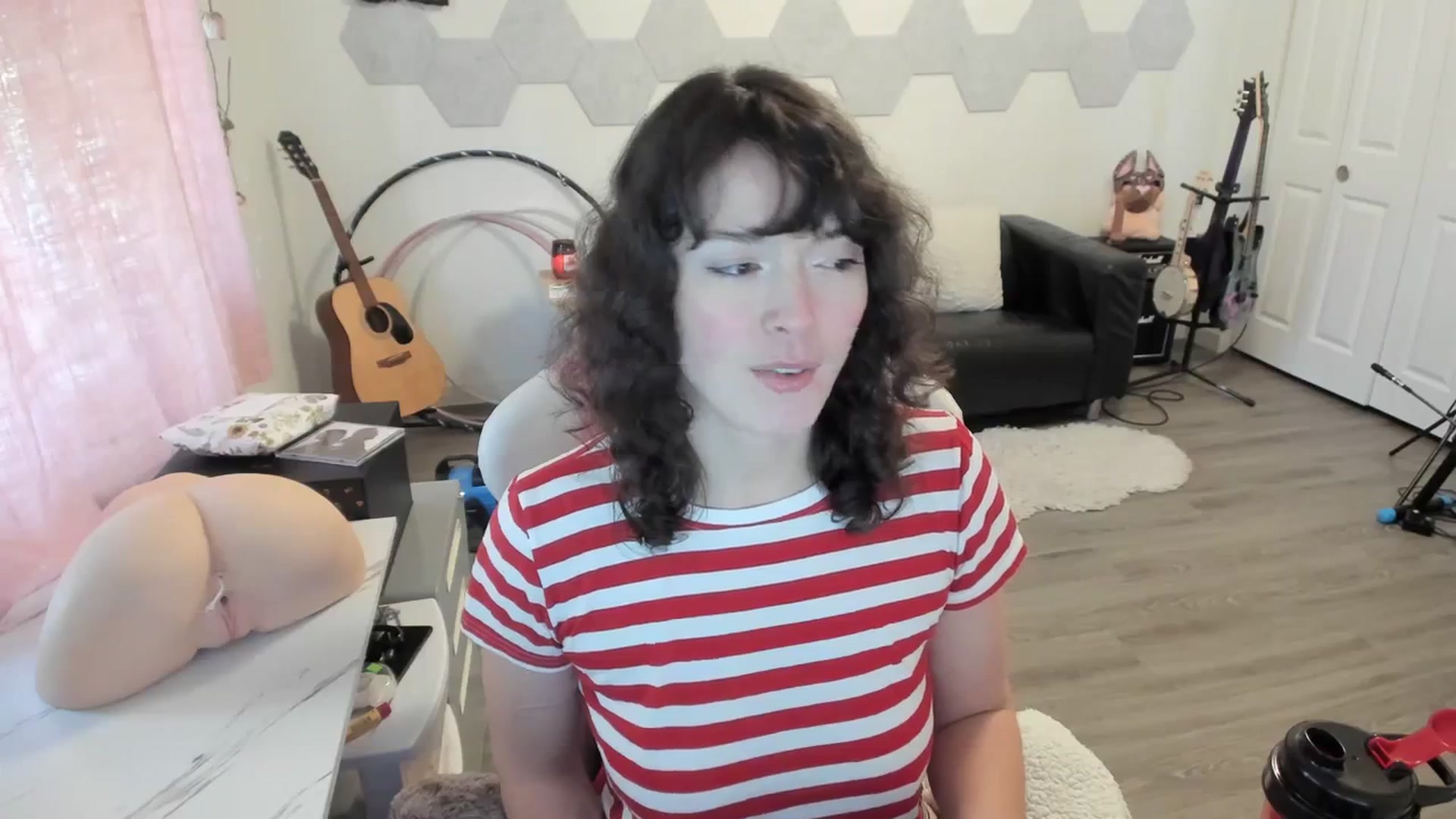 Gallery image thumbnail from TiggerRosey's myfreecams stream on, 10/12/2023, 23:58 image 10 of 20