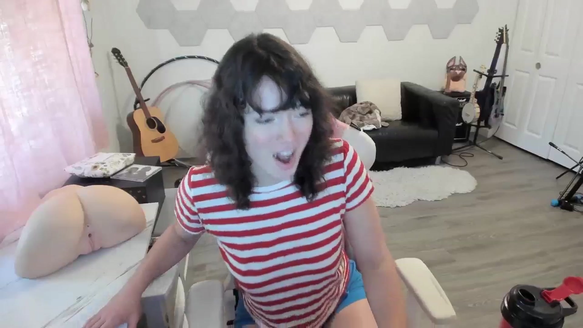 Gallery image thumbnail from TiggerRosey's myfreecams stream on, 10/12/2023, 23:58 image 4 of 20