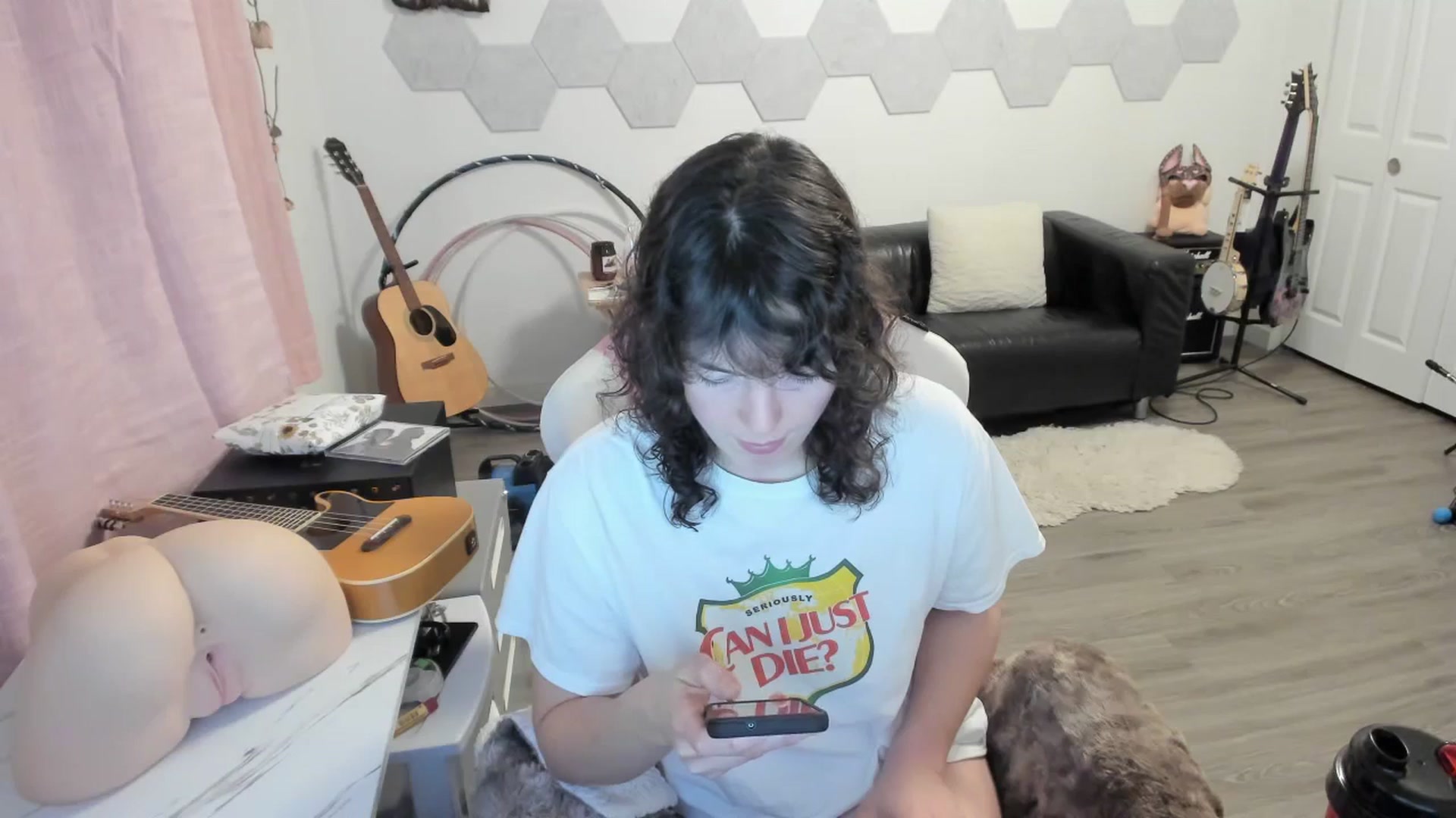 Gallery image thumbnail from TiggerRosey's myfreecams stream on, 10/13/2023, 06:27 image 17 of 20