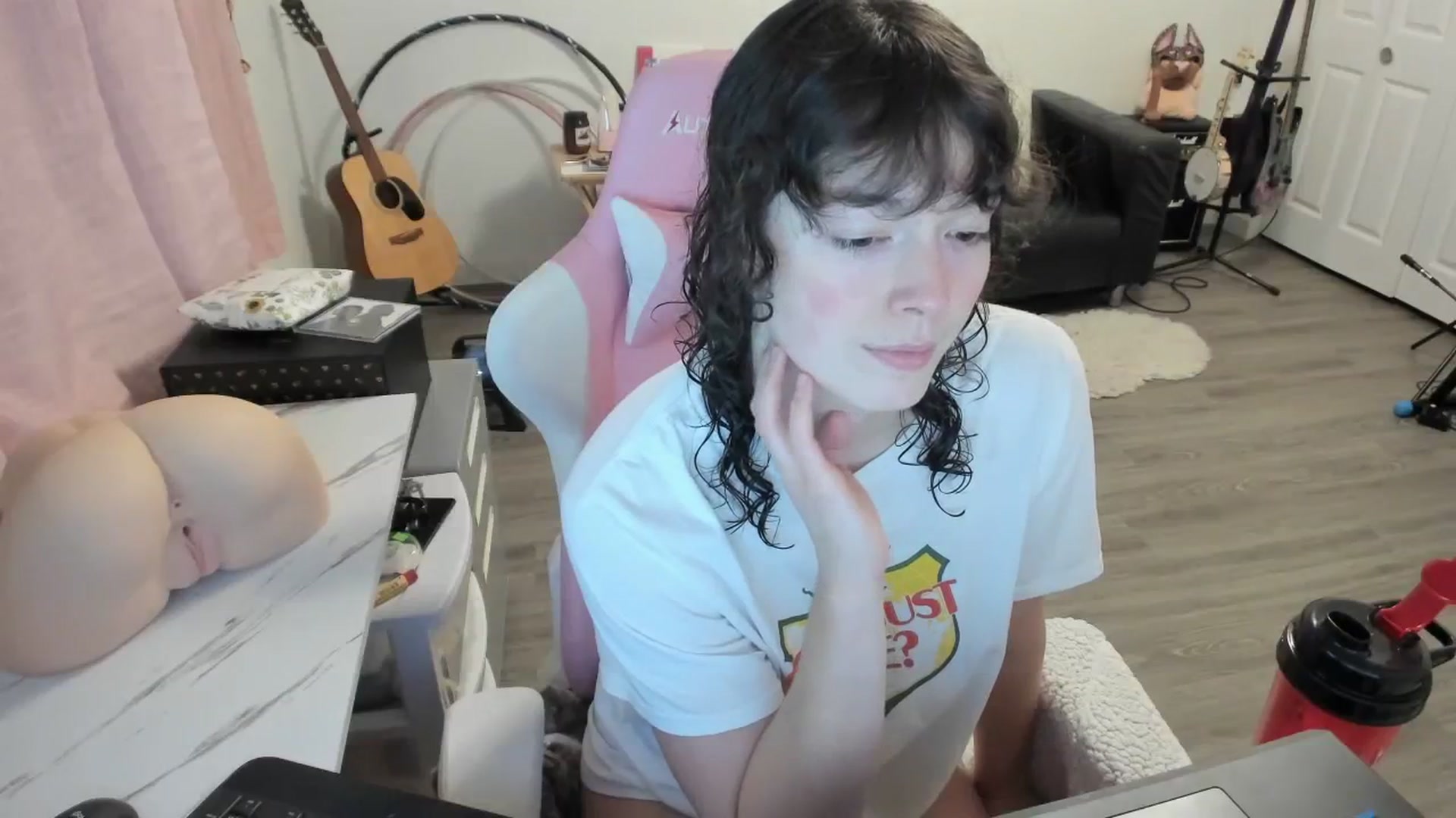 Gallery image thumbnail from TiggerRosey's myfreecams stream on, 10/13/2023, 06:27 image 2 of 20