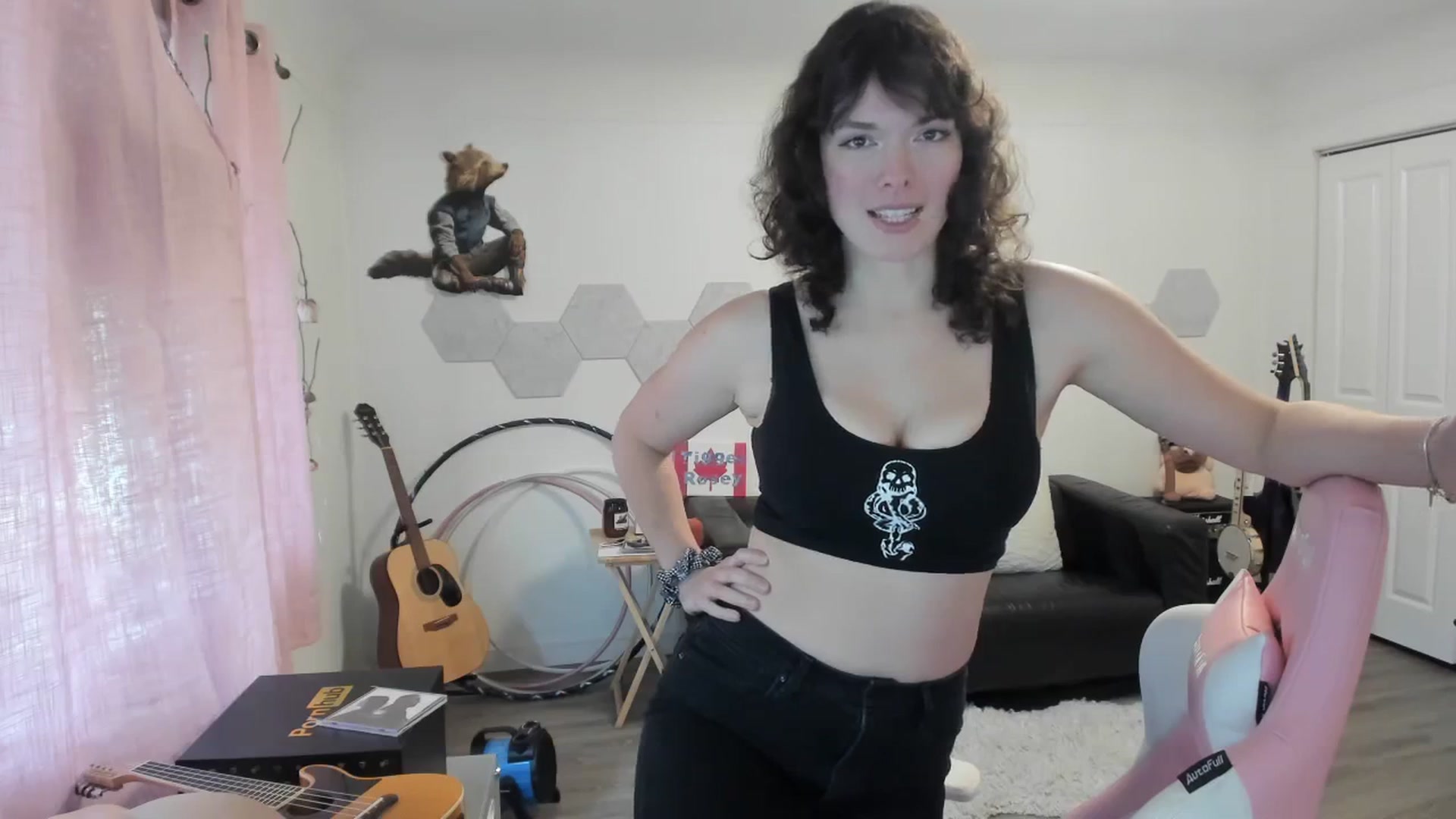 Gallery image thumbnail from TiggerRosey's myfreecams stream on, 10/13/2023, 19:36 image 19 of 20