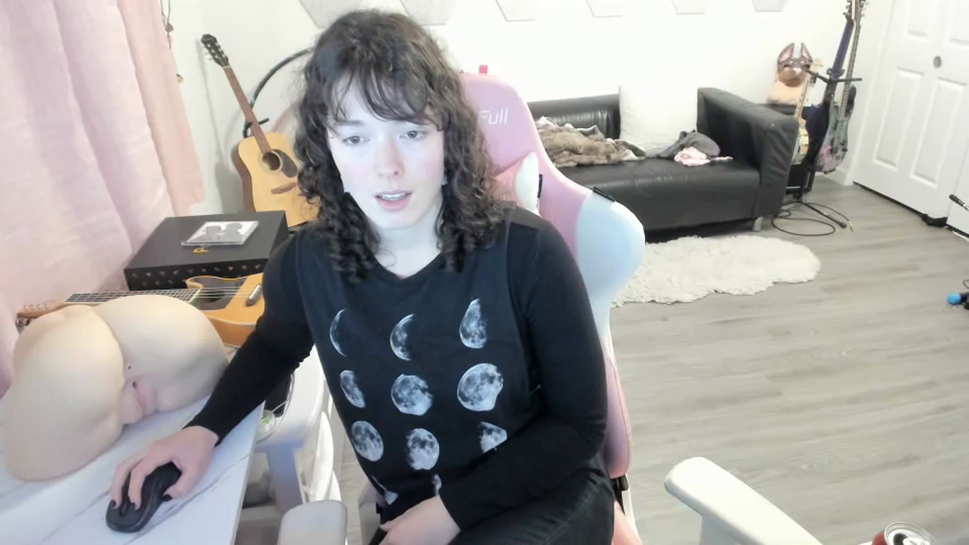 Gallery image thumbnail from TiggerRosey's myfreecams stream on, 10/16/2023, 06:20 image 19 of 20