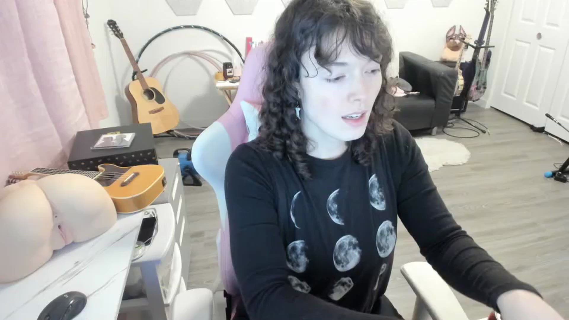 Gallery image thumbnail from TiggerRosey's myfreecams stream on, 10/16/2023, 06:20 image 1 of 20