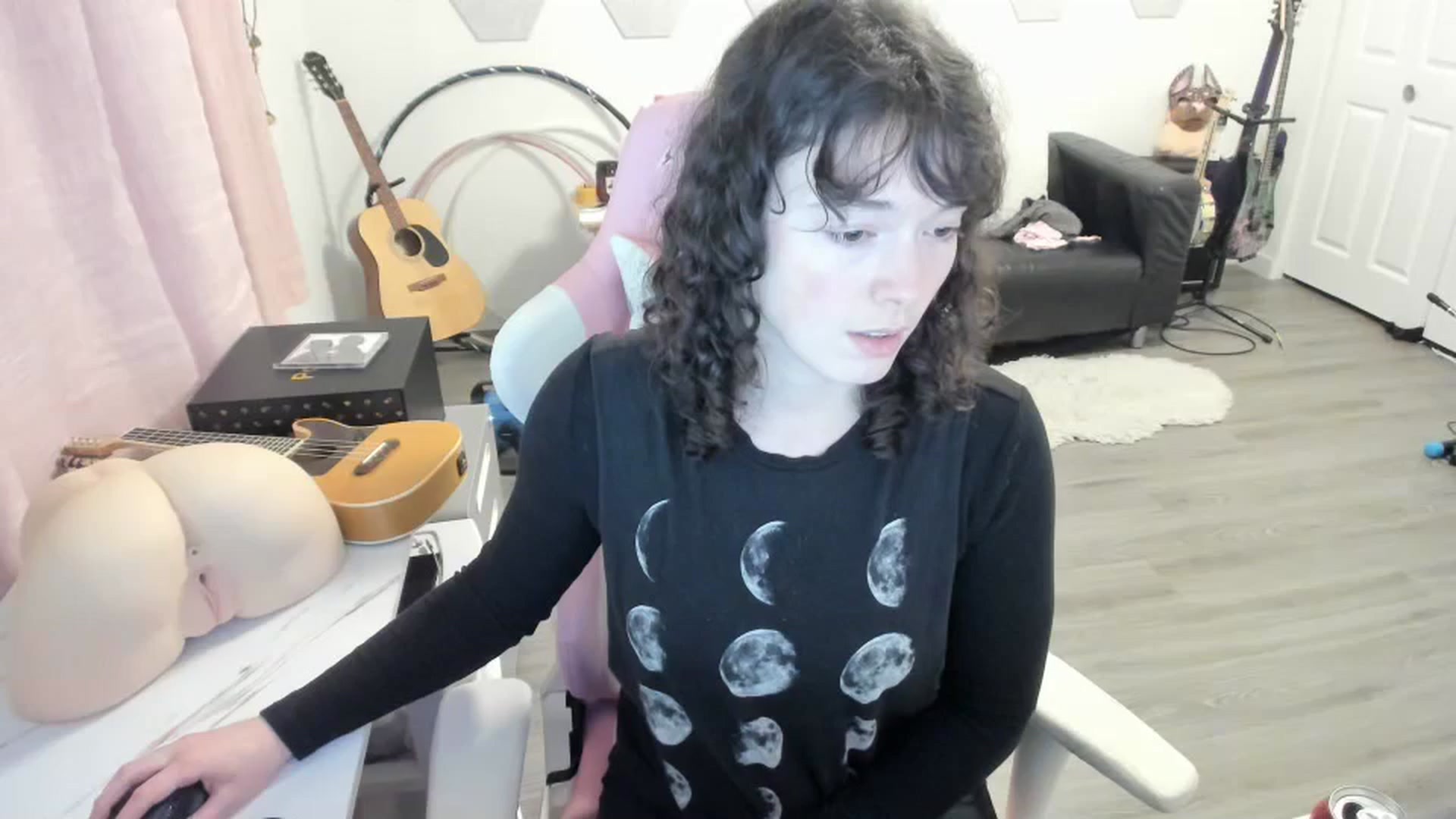 Gallery image thumbnail from TiggerRosey's myfreecams stream on, 10/16/2023, 06:20 image 13 of 20