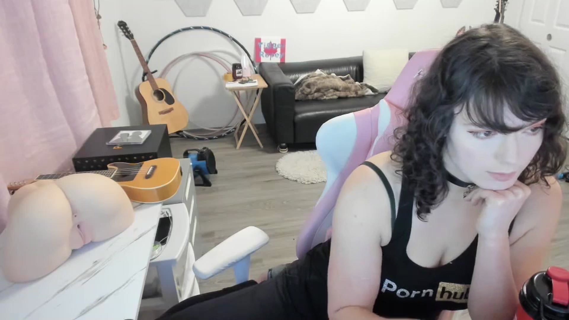 Gallery image thumbnail from TiggerRosey's myfreecams stream on, 10/17/2023, 03:34 image 9 of 20