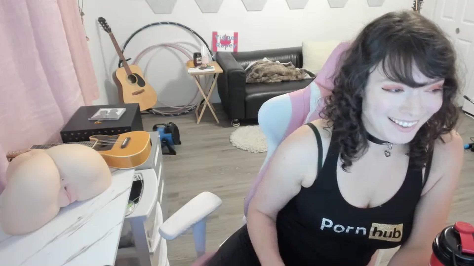 Gallery image thumbnail from TiggerRosey's myfreecams stream on, 10/17/2023, 03:34 image 8 of 20