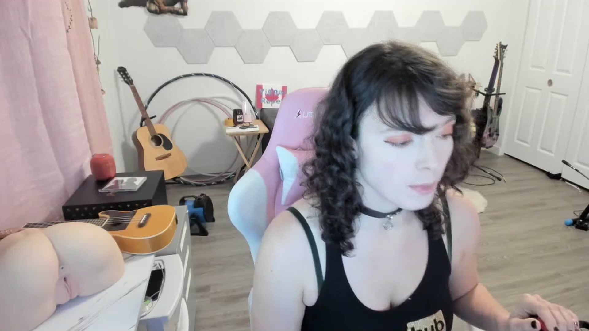 Gallery image thumbnail from TiggerRosey's myfreecams stream on, 10/17/2023, 03:34 image 17 of 20