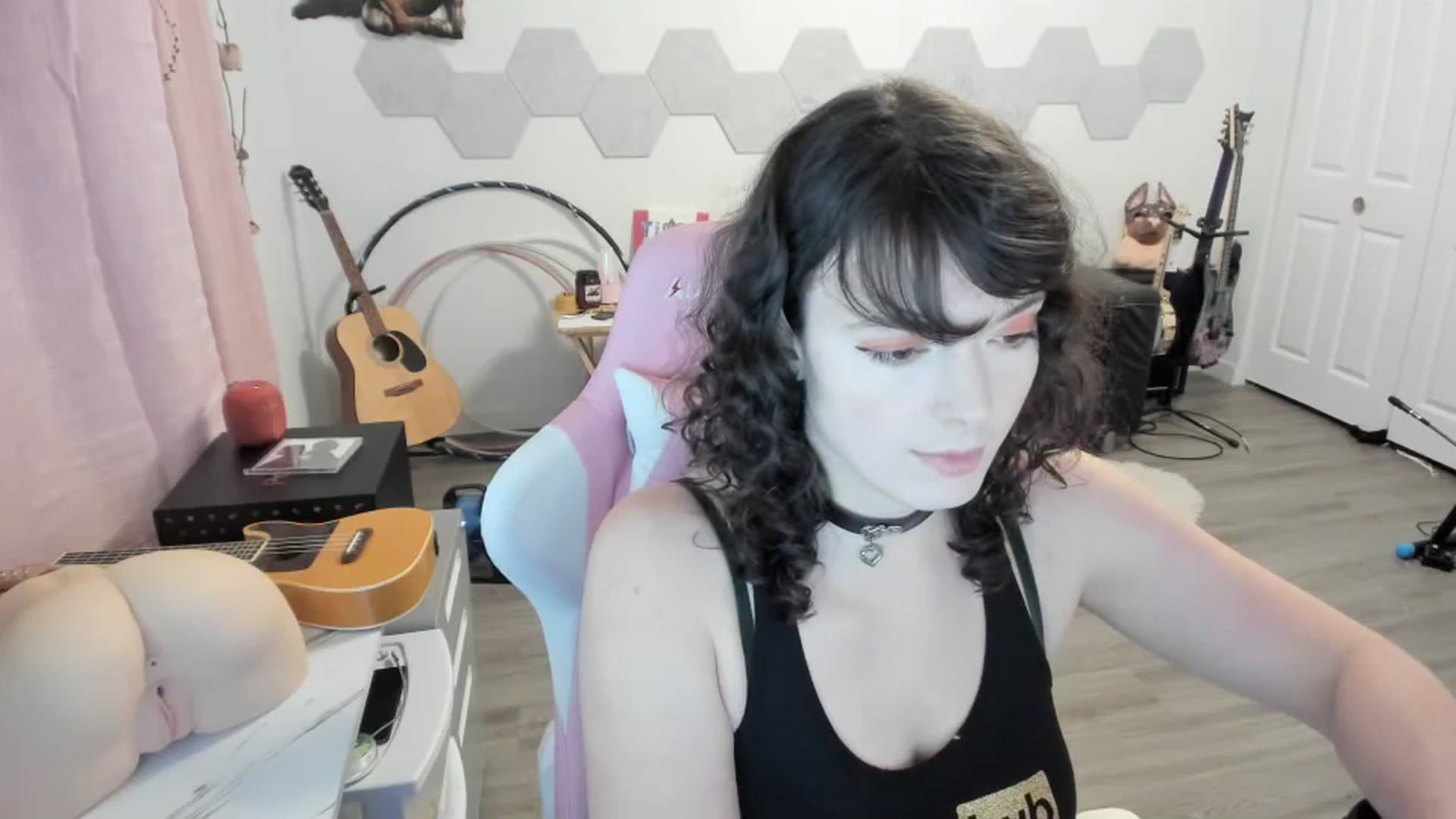 Gallery image thumbnail from TiggerRosey's myfreecams stream on, 10/17/2023, 03:34 image 13 of 20