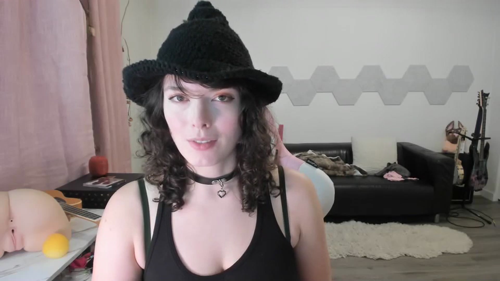 Gallery image thumbnail from TiggerRosey's myfreecams stream on, 10/17/2023, 09:40 image 3 of 20