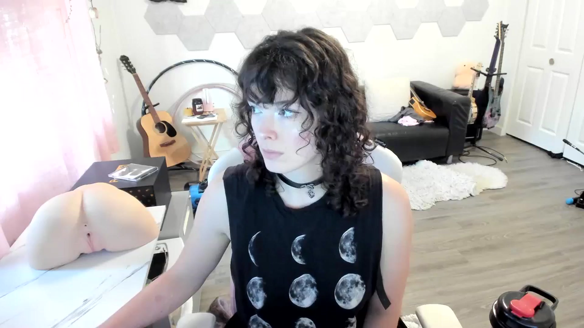 Gallery image thumbnail from TiggerRosey's myfreecams stream on, 10/19/2023, 22:55 image 20 of 20