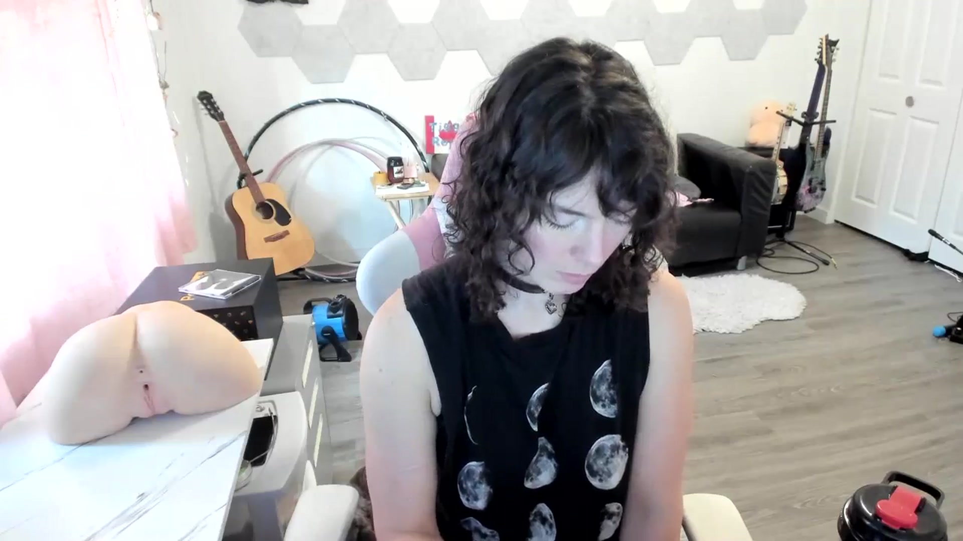 Gallery image thumbnail from TiggerRosey's myfreecams stream on, 10/19/2023, 22:55 image 2 of 20