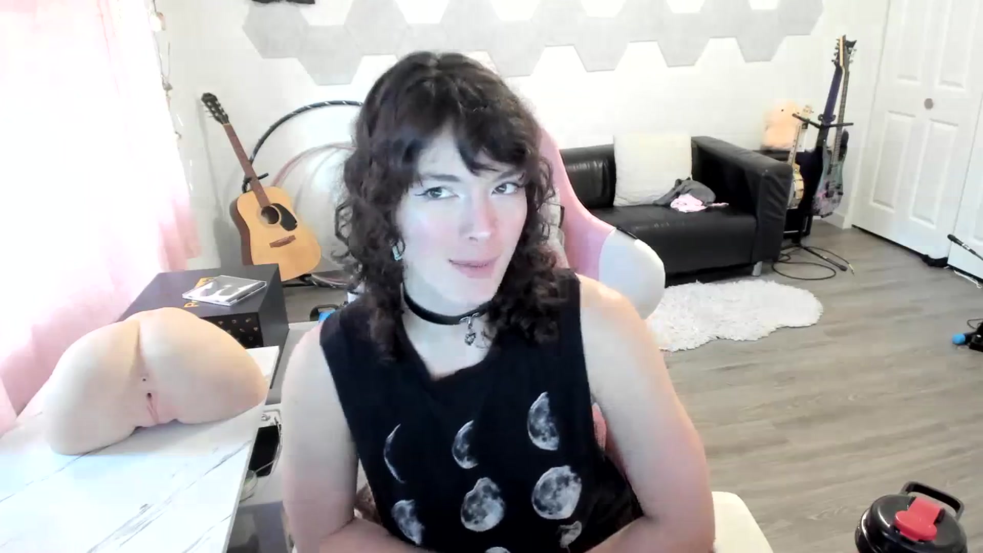 Gallery image thumbnail from TiggerRosey's myfreecams stream on, 10/19/2023, 22:55 image 4 of 20
