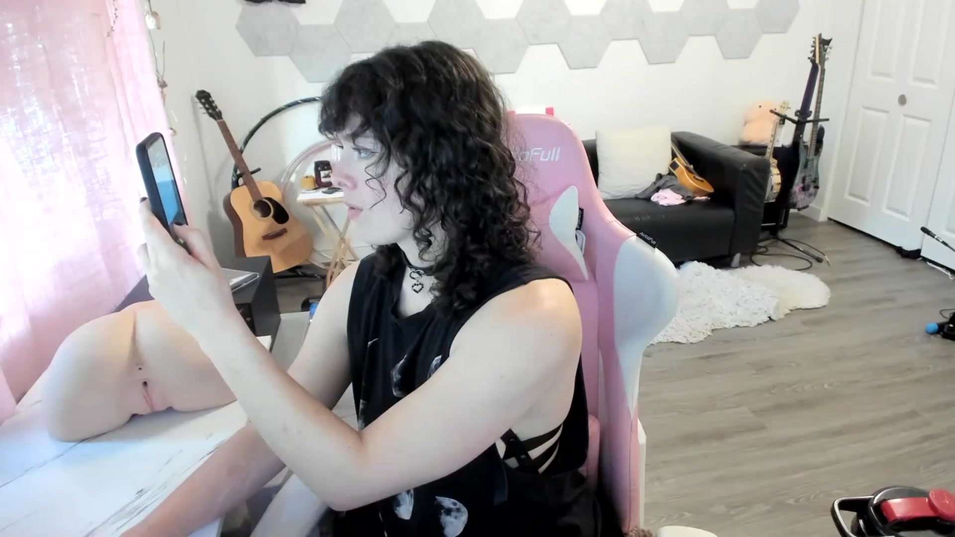 Gallery image thumbnail from TiggerRosey's myfreecams stream on, 10/20/2023, 24:22 image 6 of 20
