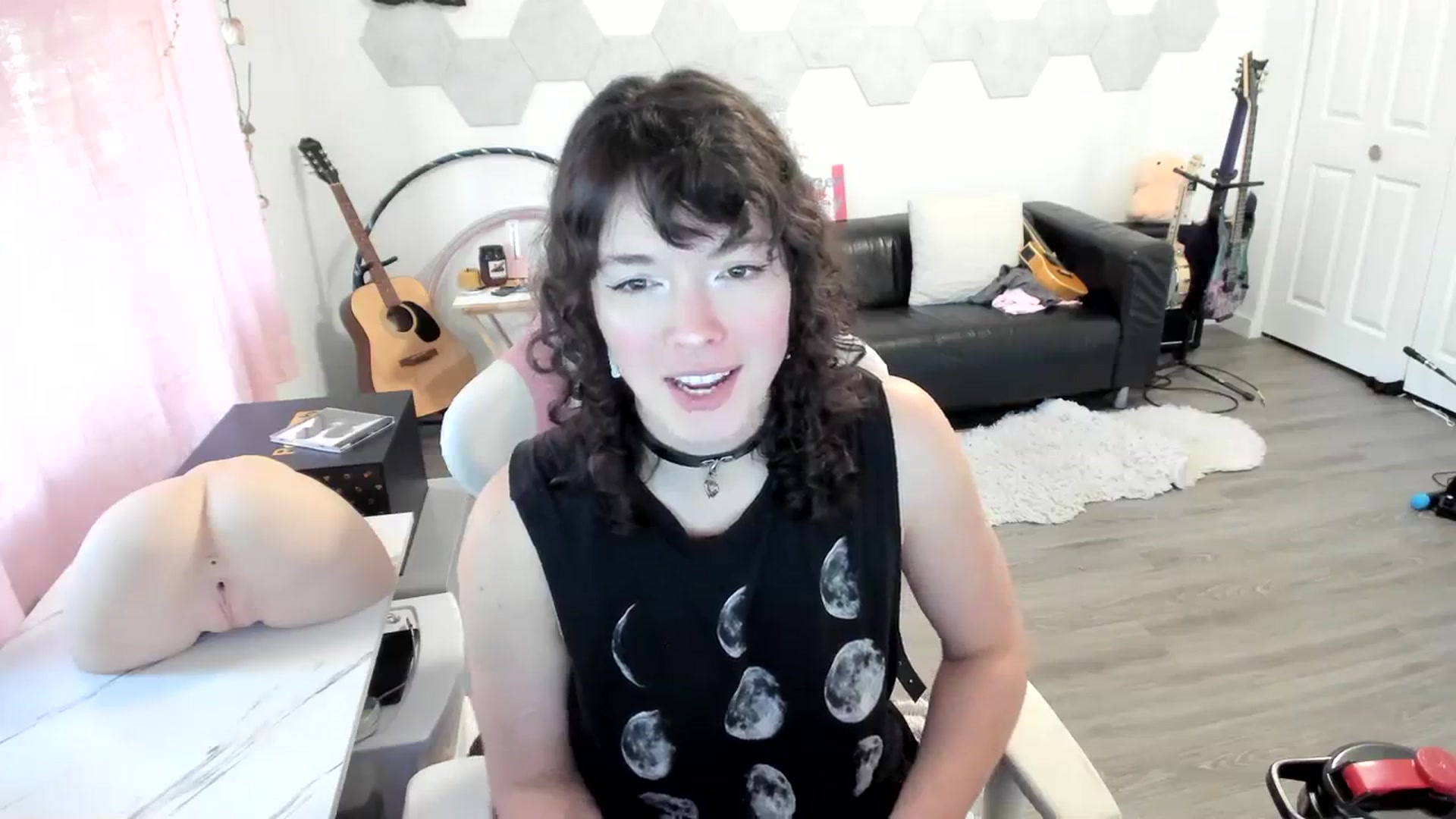 Gallery image thumbnail from TiggerRosey's myfreecams stream on, 10/20/2023, 24:22 image 4 of 20
