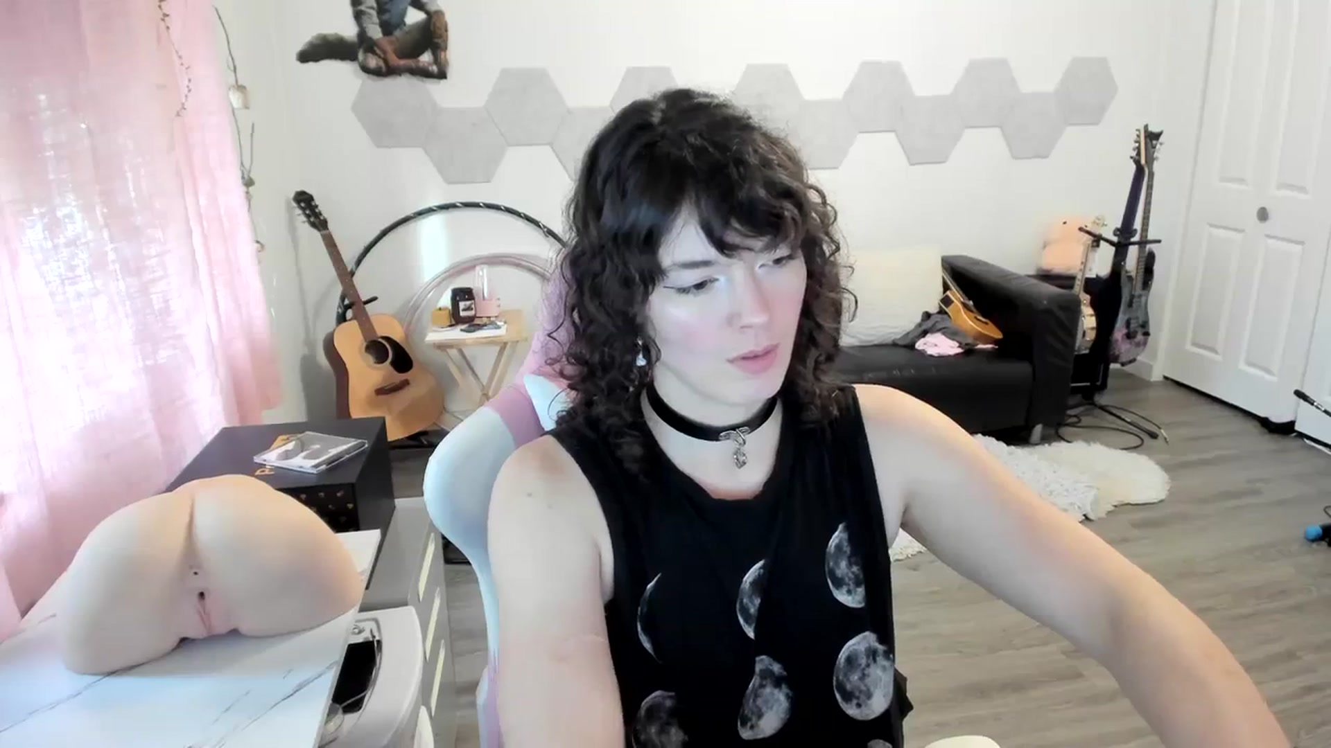 Gallery image thumbnail from TiggerRosey's myfreecams stream on, 10/20/2023, 24:22 image 11 of 20