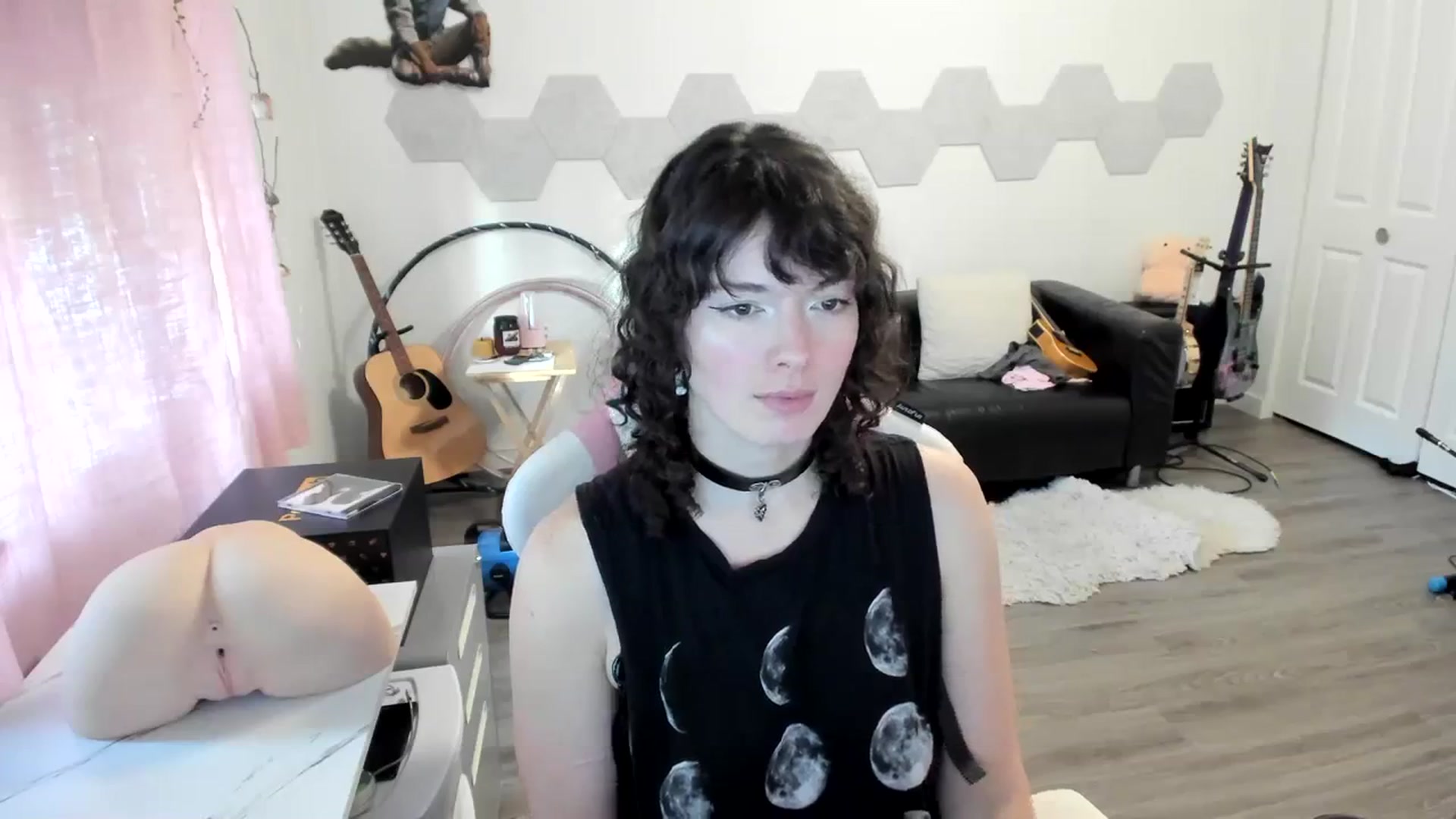 Gallery image thumbnail from TiggerRosey's myfreecams stream on, 10/20/2023, 24:22 image 16 of 20