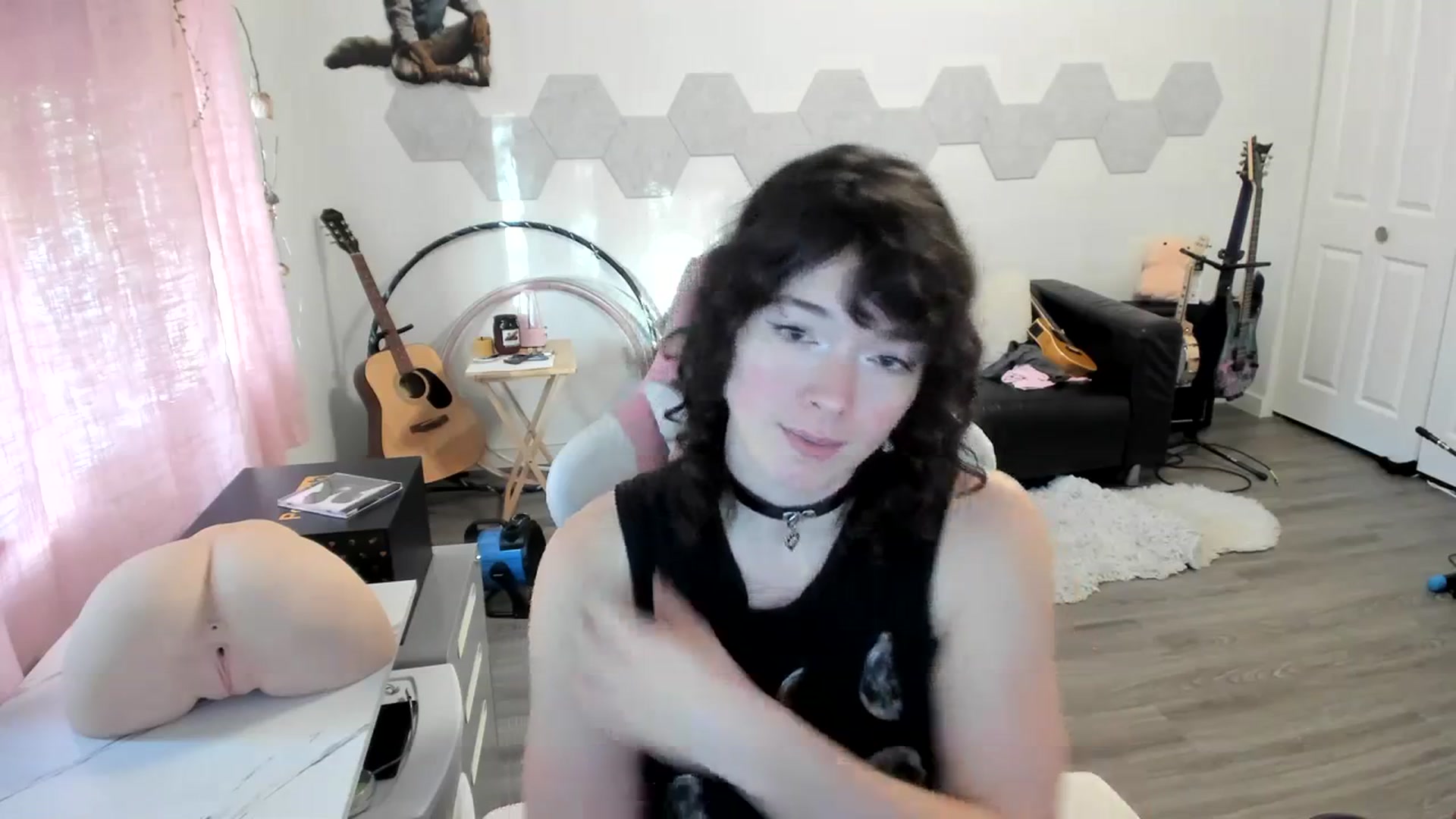 Gallery image thumbnail from TiggerRosey's myfreecams stream on, 10/20/2023, 24:22 image 20 of 20