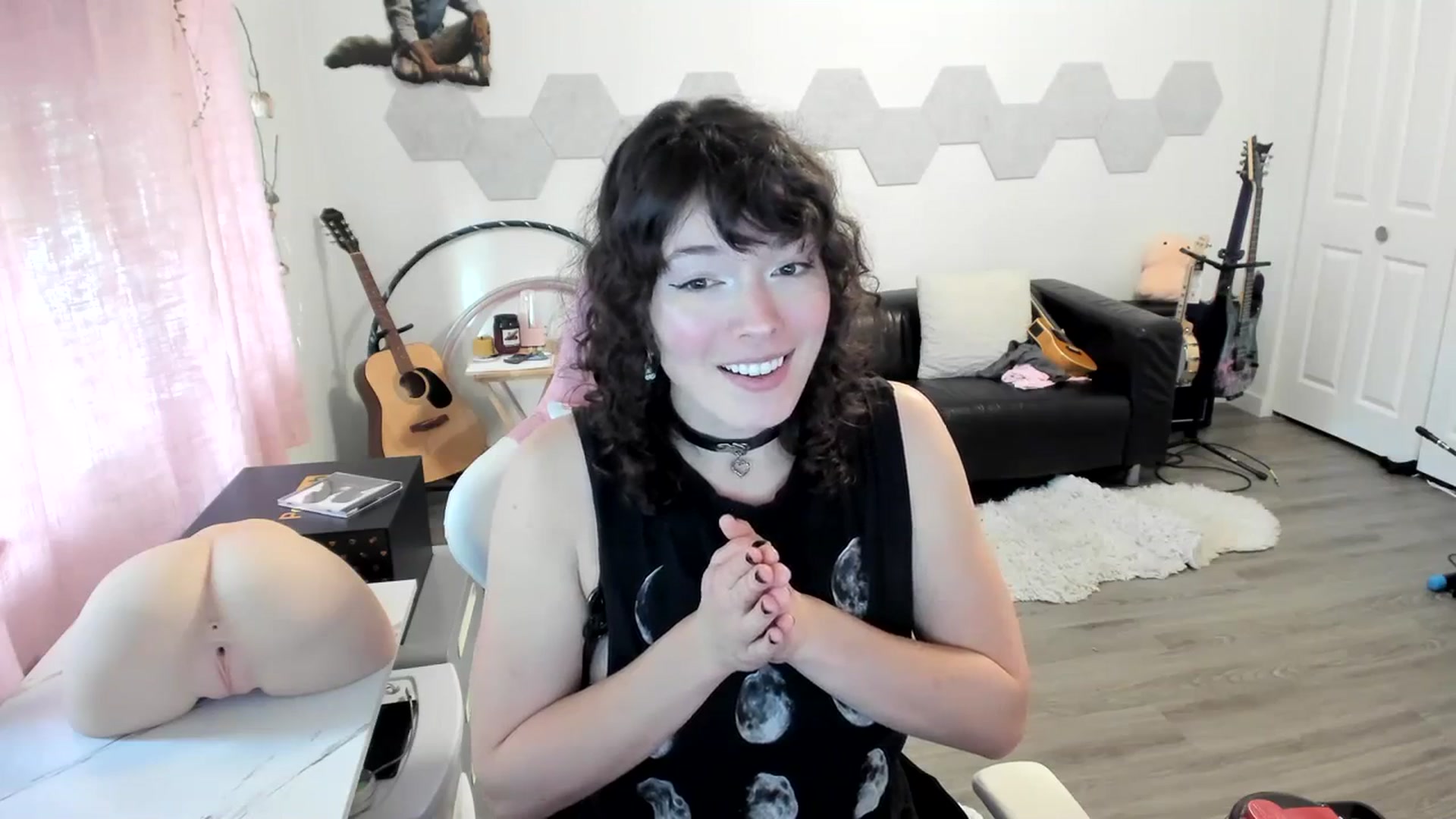 Gallery image thumbnail from TiggerRosey's myfreecams stream on, 10/20/2023, 24:22 image 10 of 20
