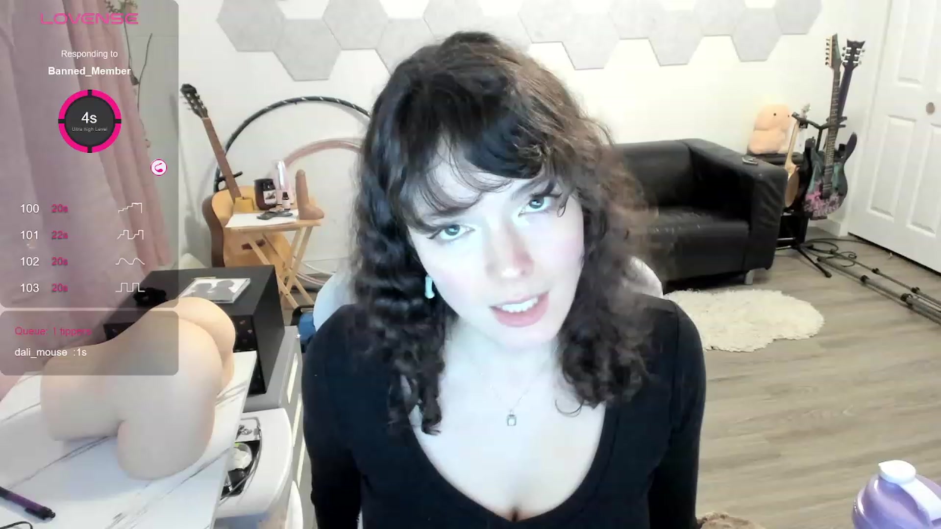 Gallery image thumbnail from TiggerRosey's myfreecams stream on, 10/24/2023, 04:06 image 5 of 20