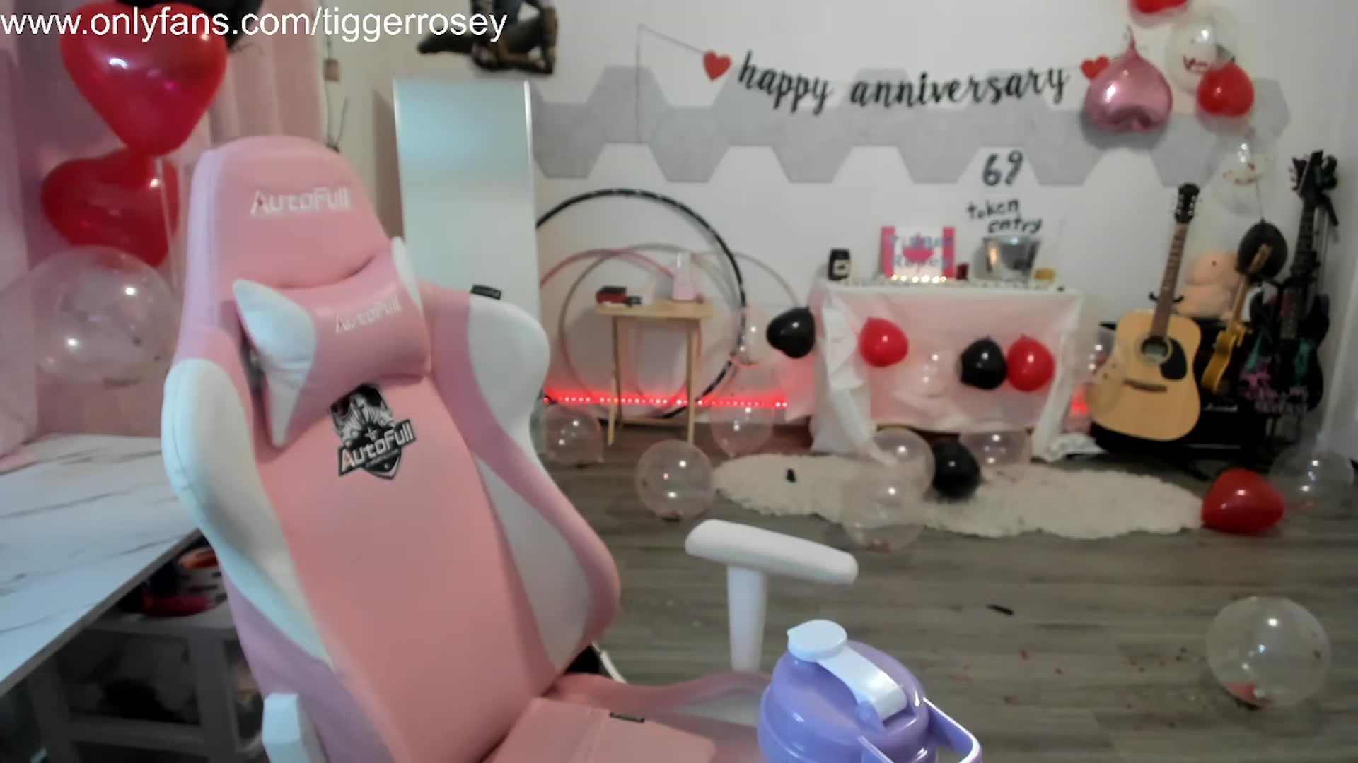 Gallery image thumbnail from TiggerRosey's myfreecams stream on, 11/02/2023, 01:35 image 15 of 20