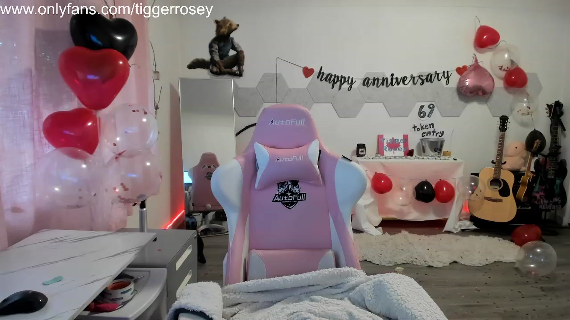 Gallery image thumbnail from TiggerRosey's myfreecams stream on, 11/03/2023, 22:58 image 20 of 20