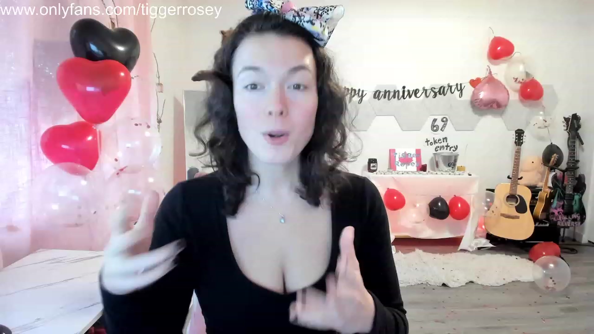 Gallery image thumbnail from TiggerRosey's myfreecams stream on, 11/03/2023, 22:58 image 13 of 20
