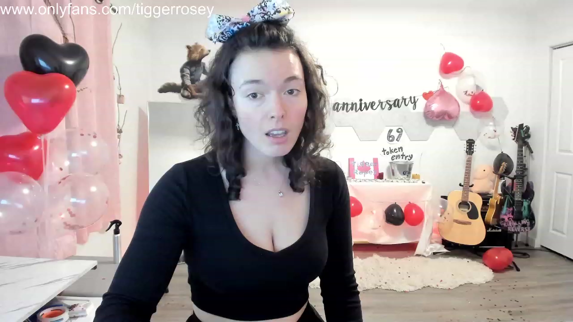 Gallery image thumbnail from TiggerRosey's myfreecams stream on, 11/04/2023, 01:37 image 10 of 20
