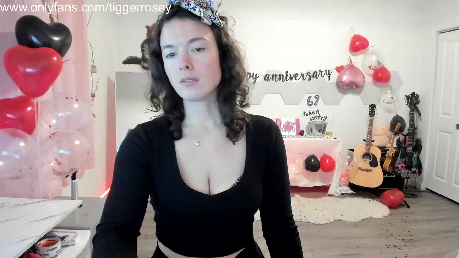 Gallery image thumbnail from TiggerRosey's myfreecams stream on, 11/04/2023, 01:37 image 6 of 20