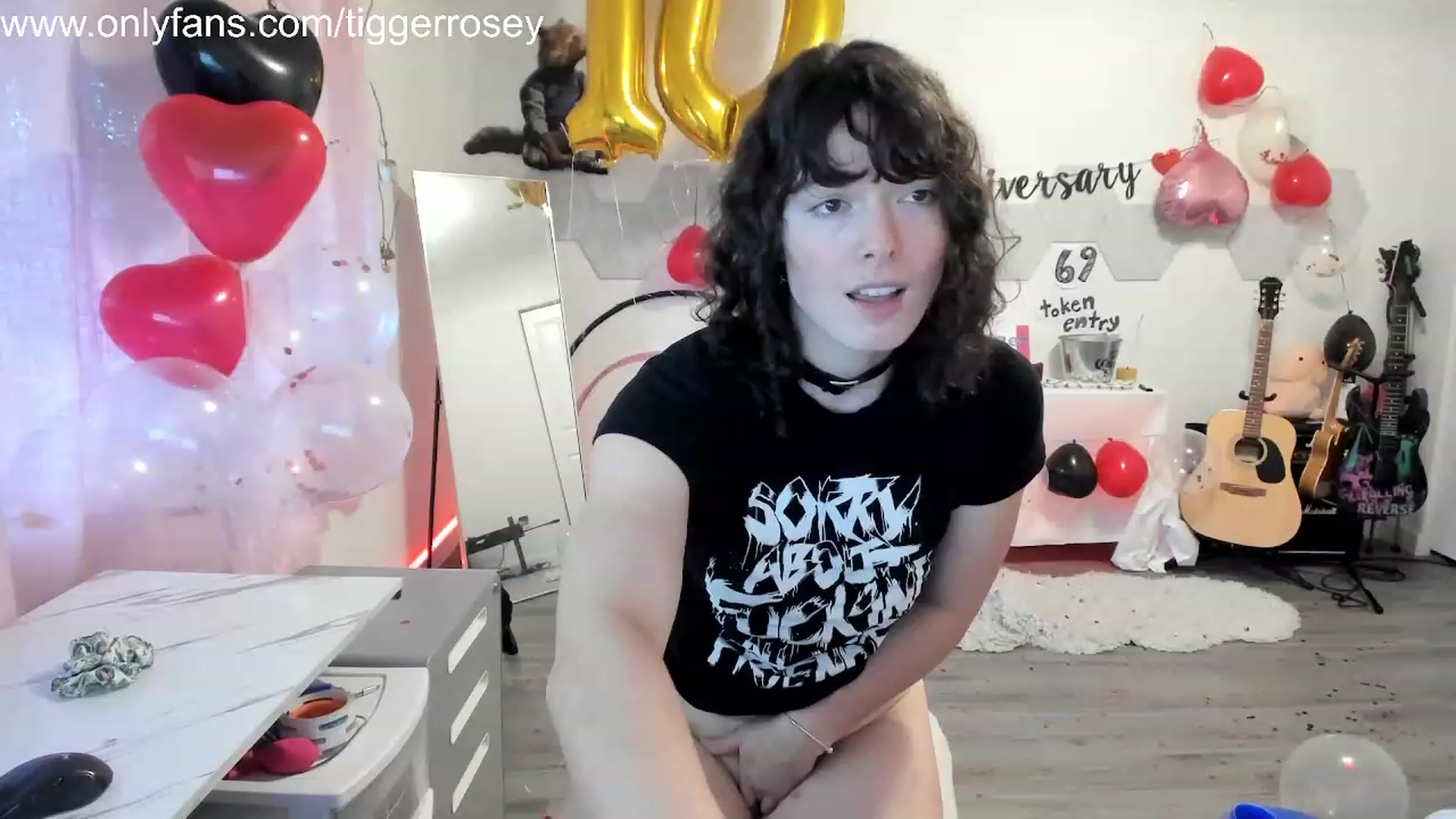 Gallery image thumbnail from TiggerRosey's myfreecams stream on, 11/05/2023, 01:28 image 9 of 20