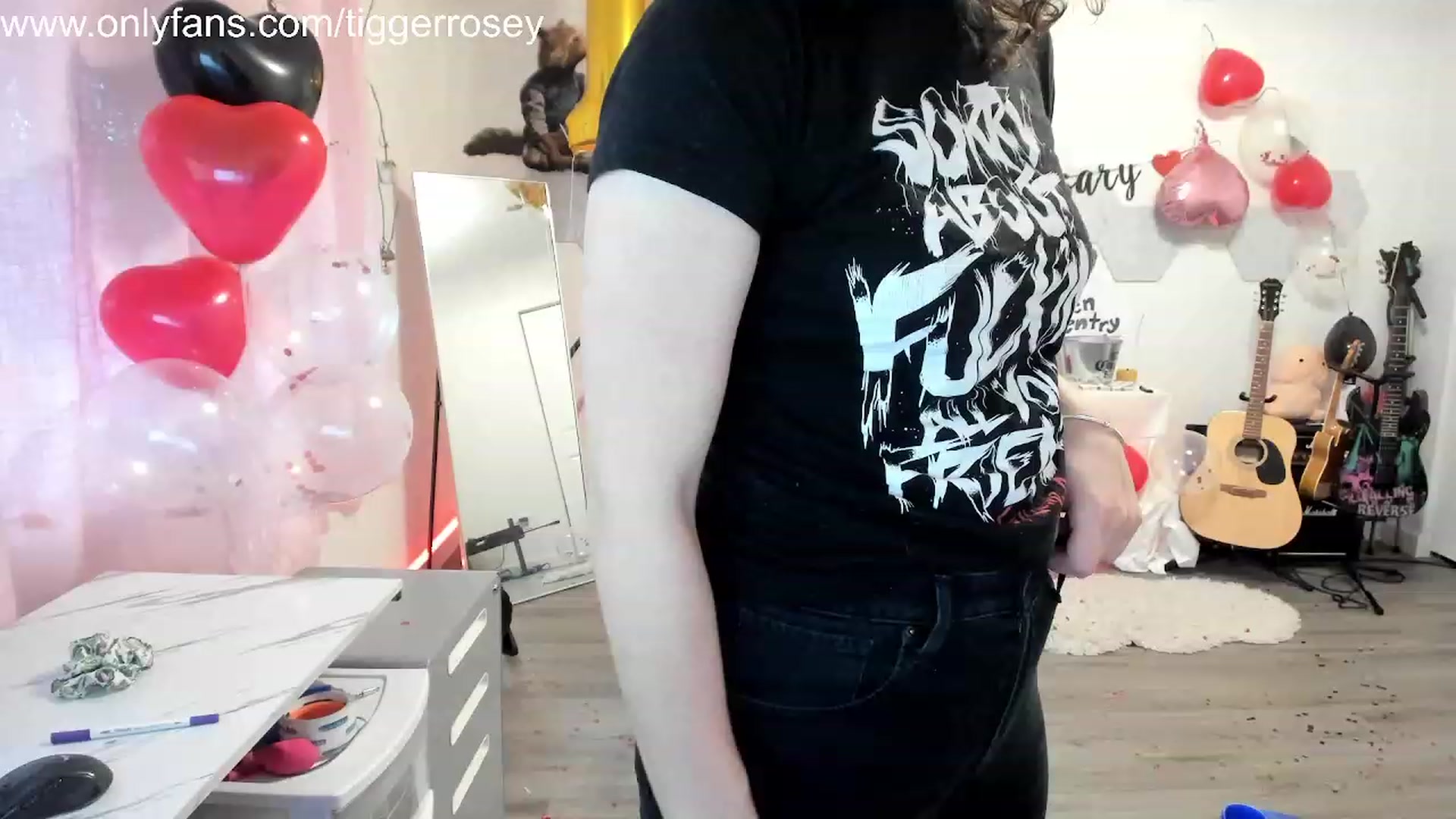 Gallery image thumbnail from TiggerRosey's myfreecams stream on, 11/05/2023, 02:07 image 1 of 20