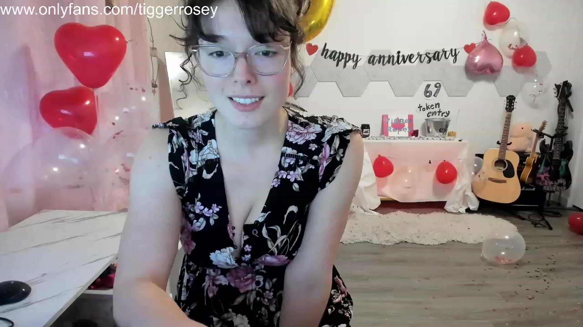 Gallery image thumbnail from TiggerRosey's myfreecams stream on, 11/05/2023, 23:39 image 9 of 20