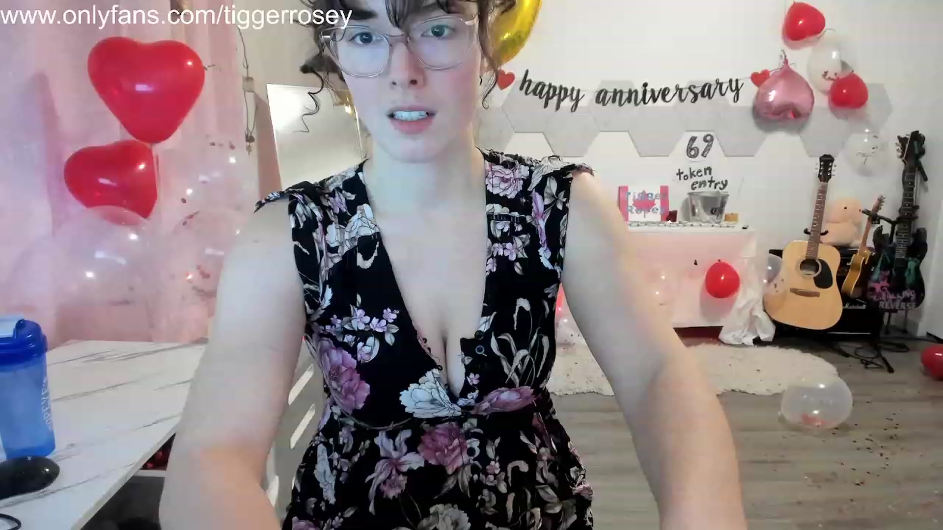 Gallery image thumbnail from TiggerRosey's myfreecams stream on, 11/05/2023, 23:39 image 6 of 20