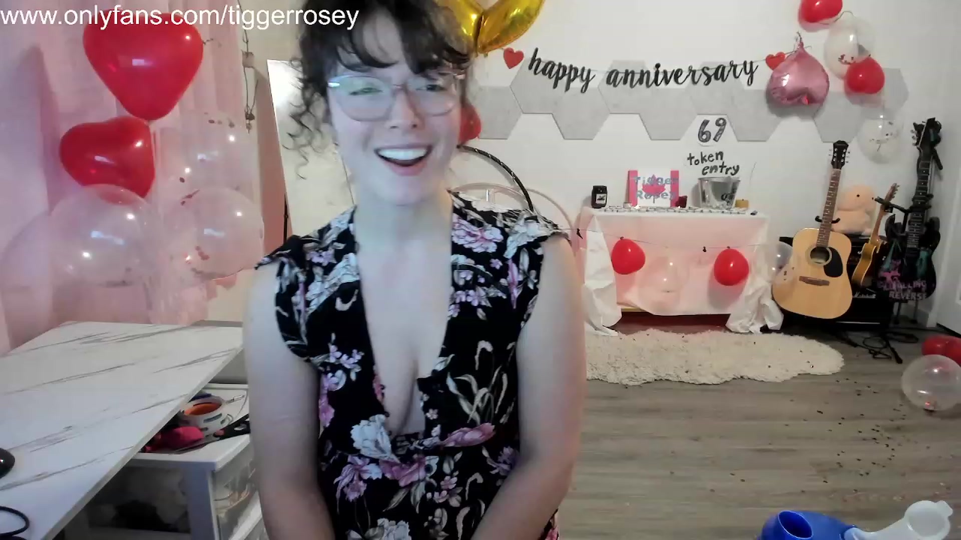 Gallery image thumbnail from TiggerRosey's myfreecams stream on, 11/06/2023, 24:23 image 20 of 20