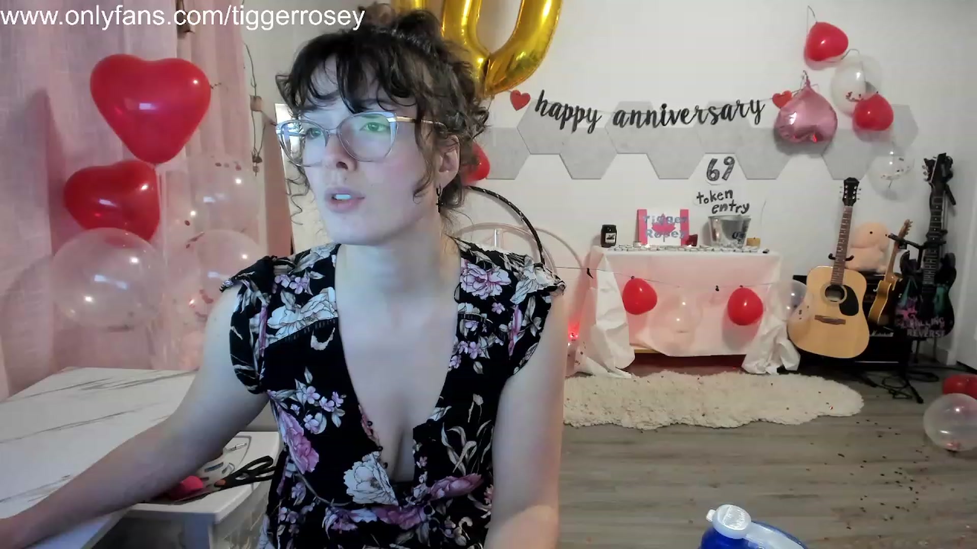 Gallery image thumbnail from TiggerRosey's myfreecams stream on, 11/06/2023, 01:19 image 19 of 20