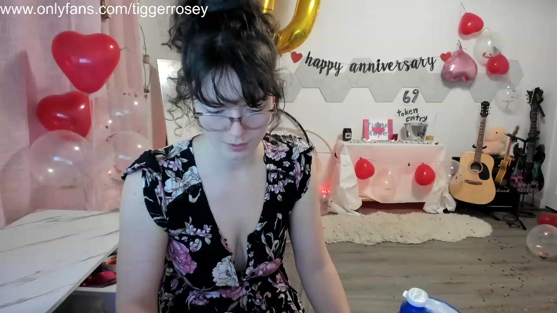 Gallery image thumbnail from TiggerRosey's myfreecams stream on, 11/06/2023, 01:19 image 18 of 20