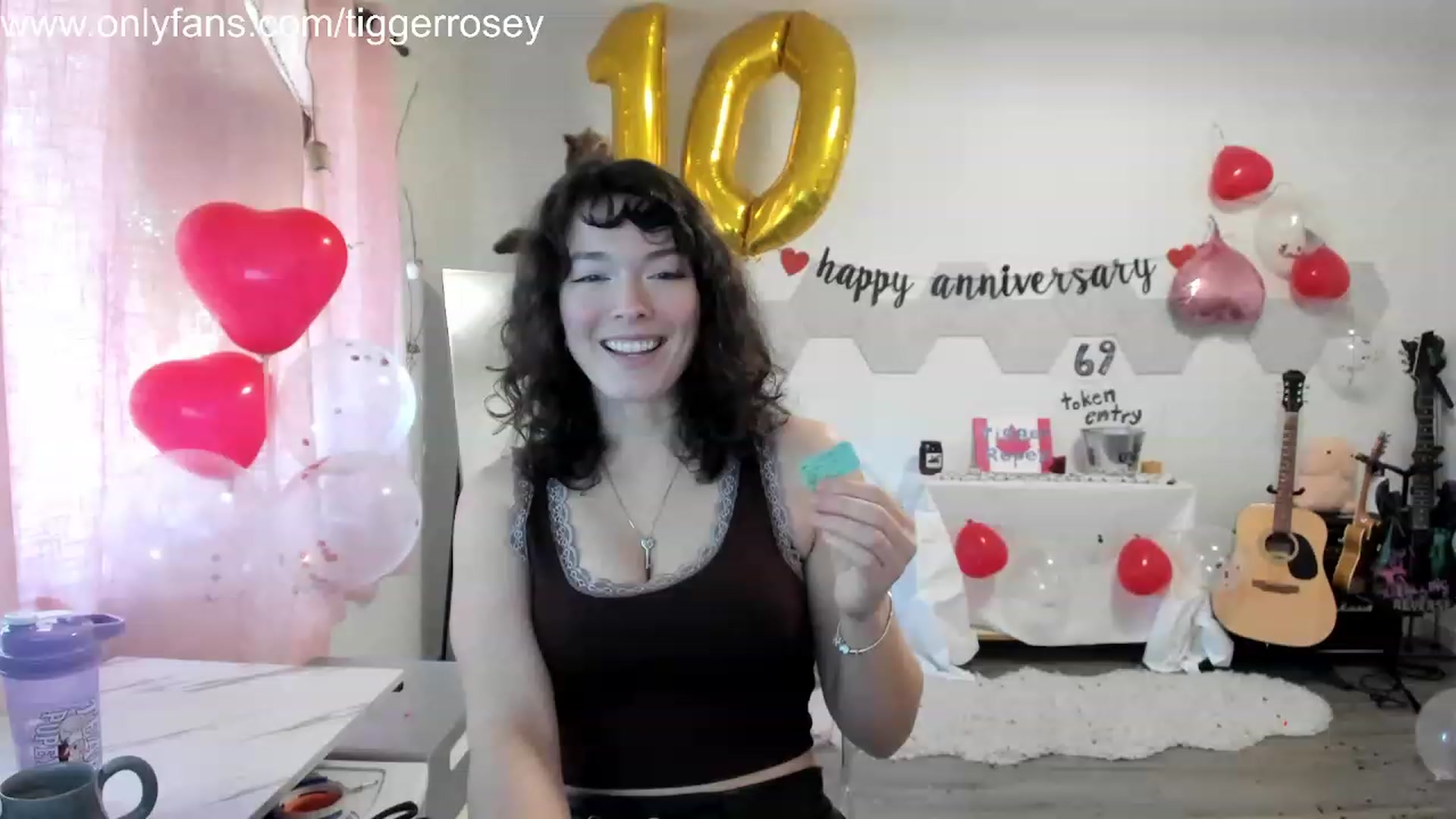 Gallery image thumbnail from TiggerRosey's myfreecams stream on, 11/07/2023, 22:32 image 9 of 20