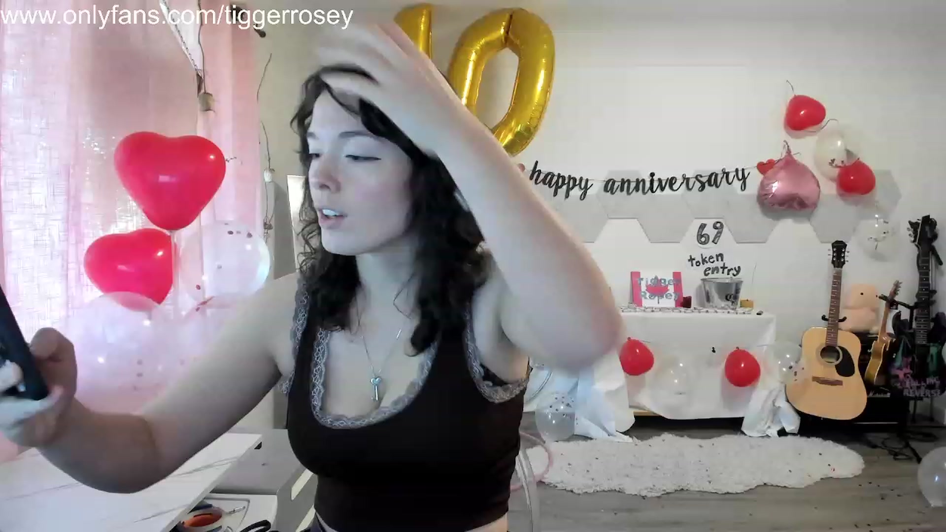 Gallery image thumbnail from TiggerRosey's myfreecams stream on, 11/07/2023, 22:32 image 1 of 20