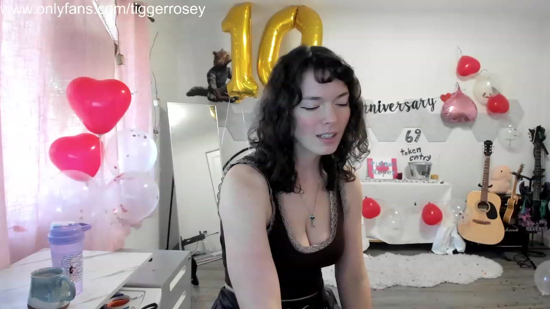 Gallery image thumbnail from TiggerRosey's myfreecams stream on, 11/07/2023, 22:32 image 5 of 20